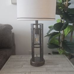 Farm House Lamp (NEW)
