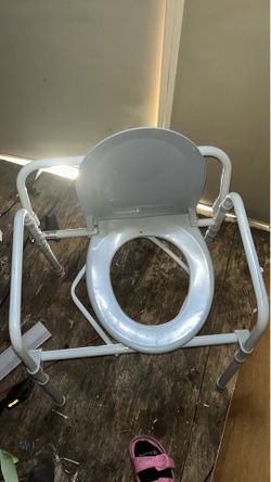 Raised Toilet Seat / Bedside Commode Safety Frame – Adjustable