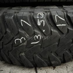 X1 Used Tire 37x13.50R17 Toyo Open Country MT
