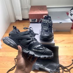 Balenciaga Black Tracks Size 9👟 OG ALL✅ $500💰