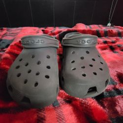 Used Crocs Kids Size 
