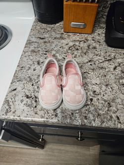 Toddler shoes