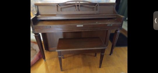 Baldwin Piano