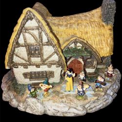 DISNEY SNOW WHITE & SEVEN DWARFS COTTAGE 8 FIGURINES GOEBEL OLSZEWSKI 1987 