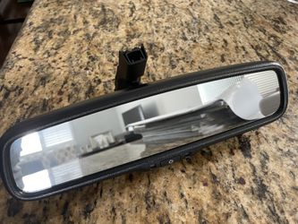 2022 Kia Telluride Auto-dimming Mirror