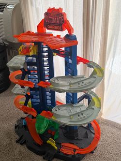 Hot Wheels Ultimate Garage Playset