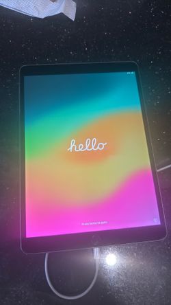 Like New IPad Pro 10.5 64 GB $350