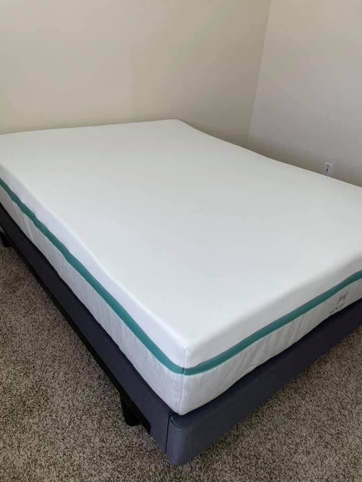Helix Sunset Plush Queen Size Mattress