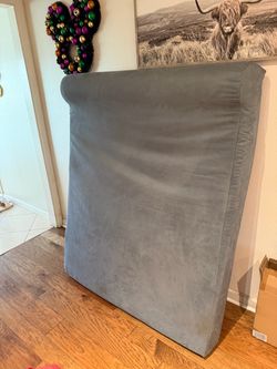 Big Barker Giant Headrest with mattress protector