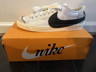 Nike Blazers Low Top 