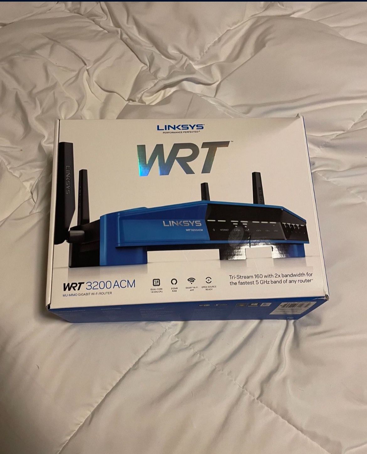 Linksys WRT 3200 ACM Router Perfect Condition 