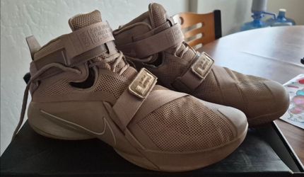 Nike LeBron Soldier High-Top Sneakers