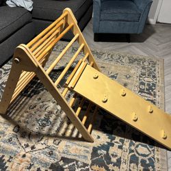 Picallio Pikler Triangle Set 