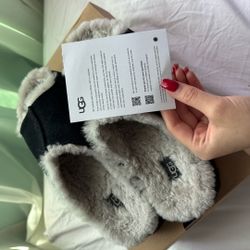 UGG Real Fur Slides – Black, US Size 8 | Worn Once 
