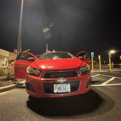 Chevrolet sonic SL 2014 