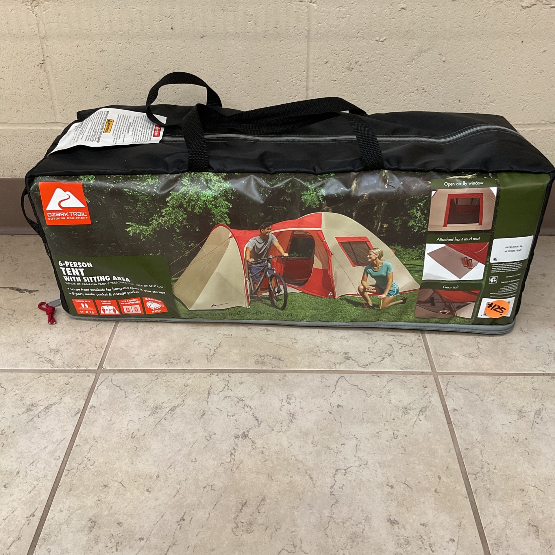 OZARK TRAIL 6 PERSON TENT WITH SITTING AREA. - Tents &amp; Canopies