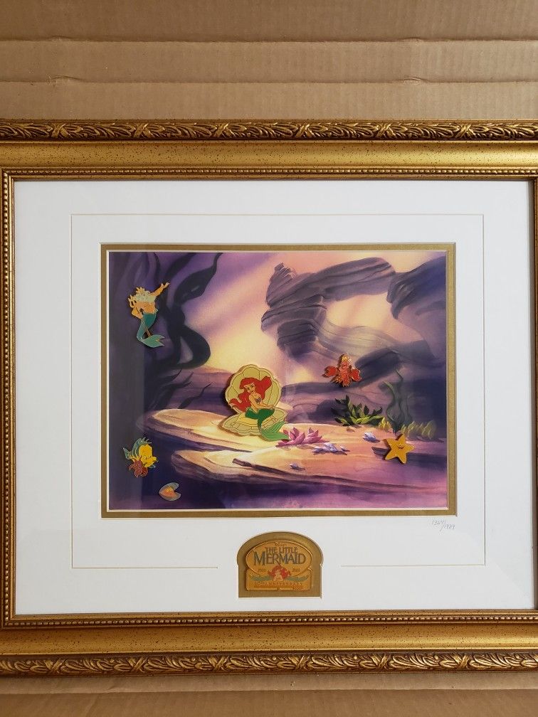 Disney Framed Pin Set