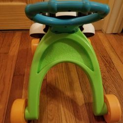 Baby/toddler walking/push toy