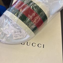 Gucci Pursuit Pool Slides 