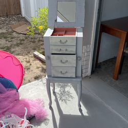Jewelry Chest