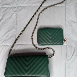 Crossbody purse