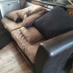 Sectional Couch Decent Condition 
