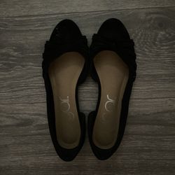dressing shoes / flats (8.5?)