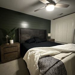 Bedroom Set (read Description) Like New 