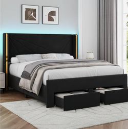 Queen Size Bed E Drawers And Matress