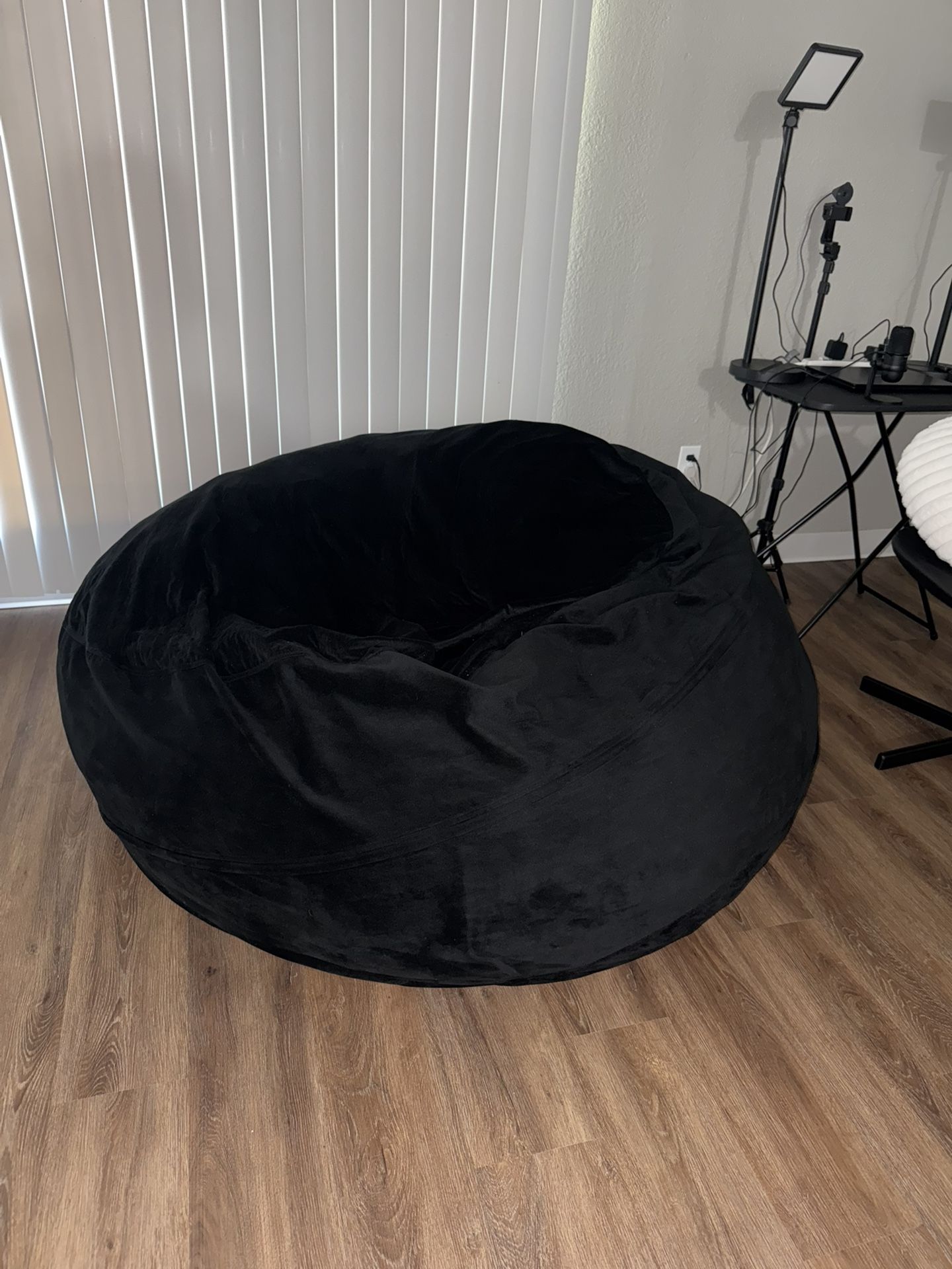 Largo Black Bean Bag