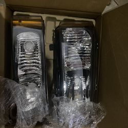 03-06 Chevy Headlights 