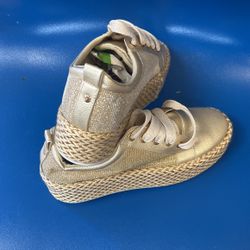 Gold Fashion Sneakers 10