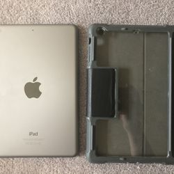 IPad Mini 32 GB With CASE 