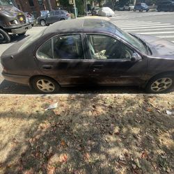 1999 Nissan Altima glx 