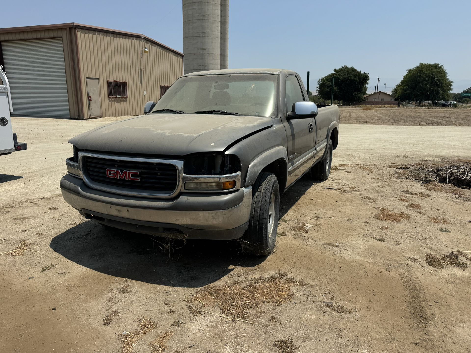 2000 Gmc 2500 For Salenull