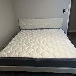 Kings size mattress and bed frame