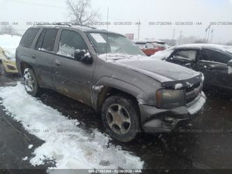 Chevy Trailblazer 20*09- 4 wheel drive - 280,000 - runs and drives