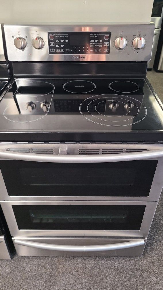 Samsung Electric Double Oven Stove/range Like New