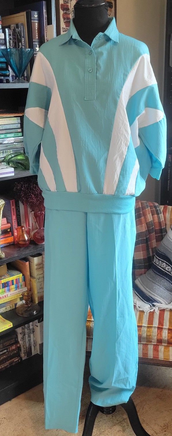 Vintage 1980s Cortiva 2 Piece Windbreaker Short Sleeved Outfit Size L