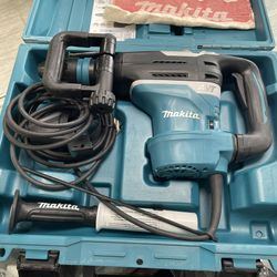 NEW Makita 10 Amp 1-9/16 in. Corded SDS-MAX Concrete/Masonry Rotary Hammer Drill