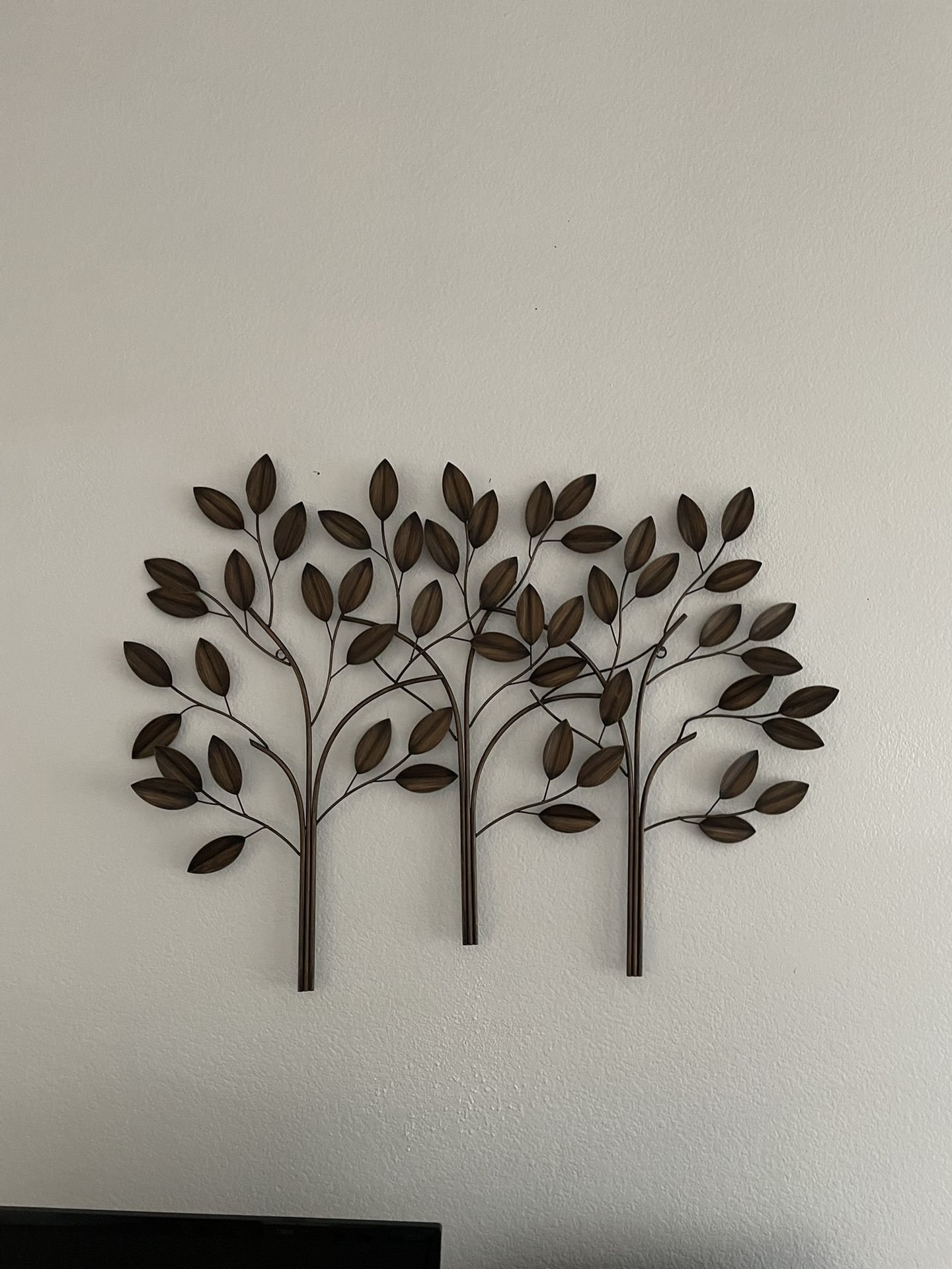 Brown Leaves Wall Decoration