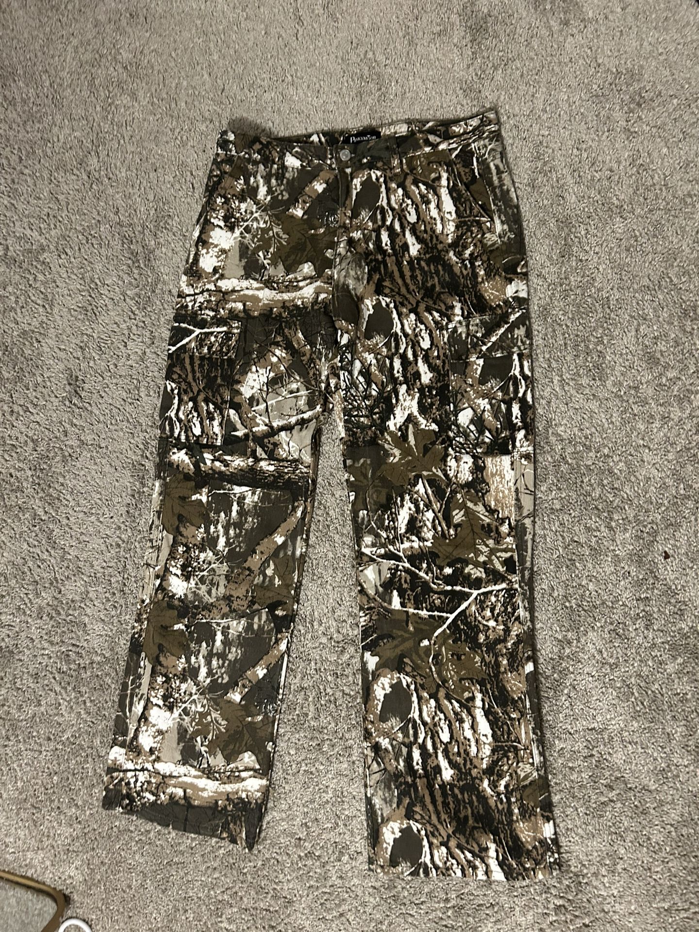 Camo pants, Size L in women, Brand New