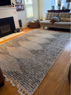 Moroccan style rug 8 x 11.5