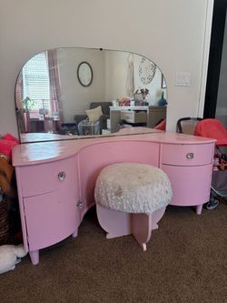 Pink Vintage Vanity with Mirror and Stool