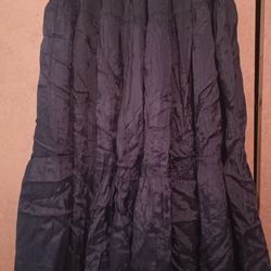 IRR Navy Blue Skirt Sz Sm $10 MPU SERIOUS INQUIRIES ONLY