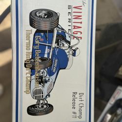 The vintage Series Dirt Champ Release #11 Thermo King Dirt Champ