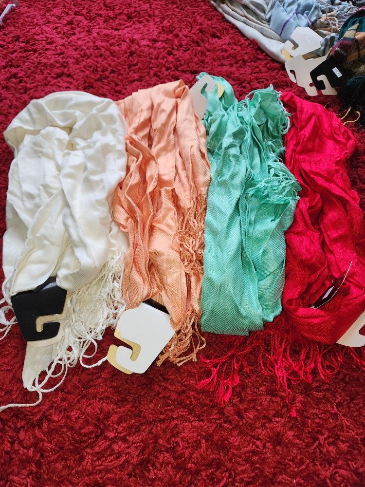 Scarfs