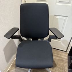 Steelcase Gesture Offce Chair !!