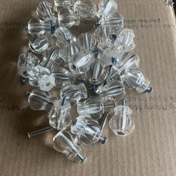 Dresser Knobs