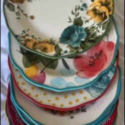 Beautiful Pioneer Woman Floral Dish Set